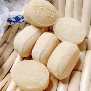 内蒙古正蓝旗黄油球硬糖炼乳喜糖混合果味散装儿时零食老式小袋装