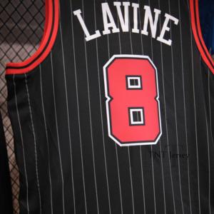 新款公牛球衣定制条纹黑色11号德罗赞拉文75周年钻石标热压宣告版