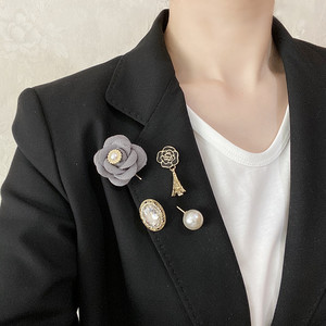 韩国东大门小香复古风胸花珍珠吊坠山茶花朵组合西装外套胸针配饰