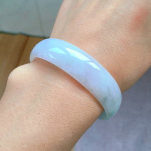 天然翡翠公主镯缅甸老坑a货玉石冰种白月光中福玉手镯子小号51mm