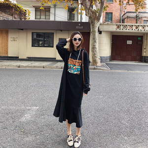 sandro calista宽松bf慵懒风2021春秋新款连帽韩版过膝鱼尾卫衣裙