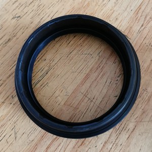 金杯海狮后轮油封