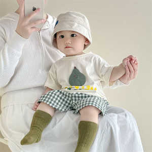 夏季男女童可爱宝宝婴儿字母印花短袖T恤纯棉条纹五分短两件套装