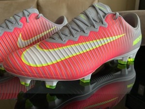 耐克 nike mercurial vapor xi fg 刺客11 女足配色