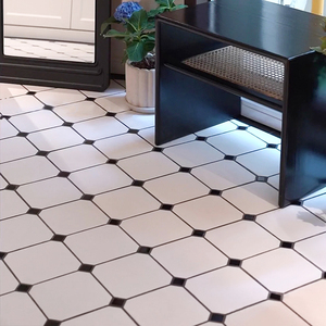 法式黑白马赛克瓷砖哑光卫生间防滑地砖复古浴室墙砖宜家大八角砖