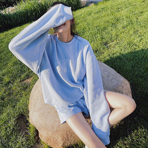 明星李沁同款衣服浅蓝色卫衣女春秋2021新款减龄宽松上衣短裤套装