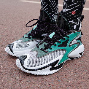 安踏篮球鞋2021秋款要疯系列狂潮3防滑耐磨运动实战球鞋112131601