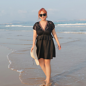 300斤胖mm游泳衣女 钢托聚拢遮肩遮肚连体裙式平角加肥加大码泳衣