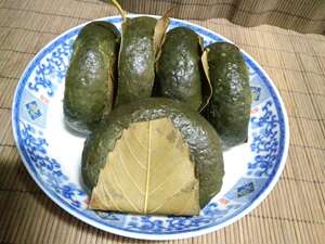 新晃农家新鲜艾草粑粑菜粑粑菜粑青团蒿菜粑粑黄豆馅糯米糍粑点心