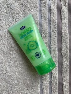 现货亏甩 boots 小黄瓜洁面乳 洗面奶 150ml