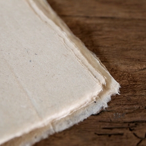 腾冲手工老棉纸 357g饼茶包装纸 45cm柔软老纸书法绘画用纸 1d91