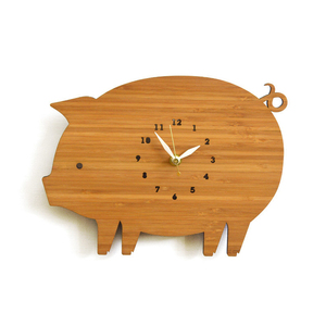 田园乡村现代竹木制可爱小猪挂钟木头创意墙面装饰壁钟挂表静音