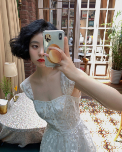 000人付款淘宝卢洁云cariedo很仙的法国小众连衣裙甜美白色吊带亮片