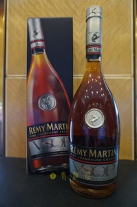 【350包邮】remy martin 欧版人头马vsop拔兰地 700ml透明瓶 正品