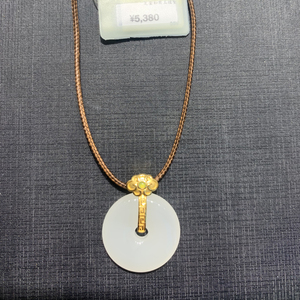 周大福国内代购 足金黄金 和田玉 平安扣 如意 金镶玉吊坠 约5380