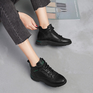 唯品会女试仕弍或皮鞋柔底软皮红青真皮蜒系鞋带休息闲运动鞋子.