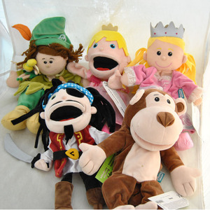 58包邮英国fiesta 童话故事手偶互动表演道具腹语公主小飞侠手偶