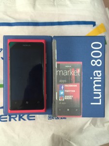 Nokia/诺基亚lumia800原装正品一套库存新机