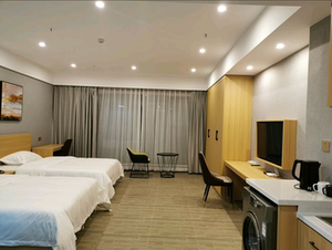 至来屹云酒店(重庆渝北照母山店)悦享舒适双床房