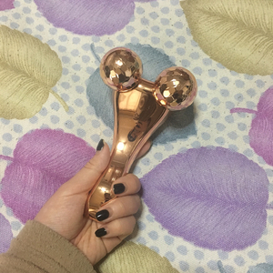 00琳8505淘宝lacues瘦脸仪,香槟色,太阳能充电,平价版refa,几乎0人