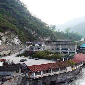 峨边黑竹沟温泉山庄/山景双床房/乐山酒店预定