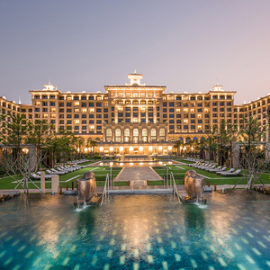 不约可退1晚海口鲁能希尔顿酒店一线海景周末通用送自助晚餐旅游