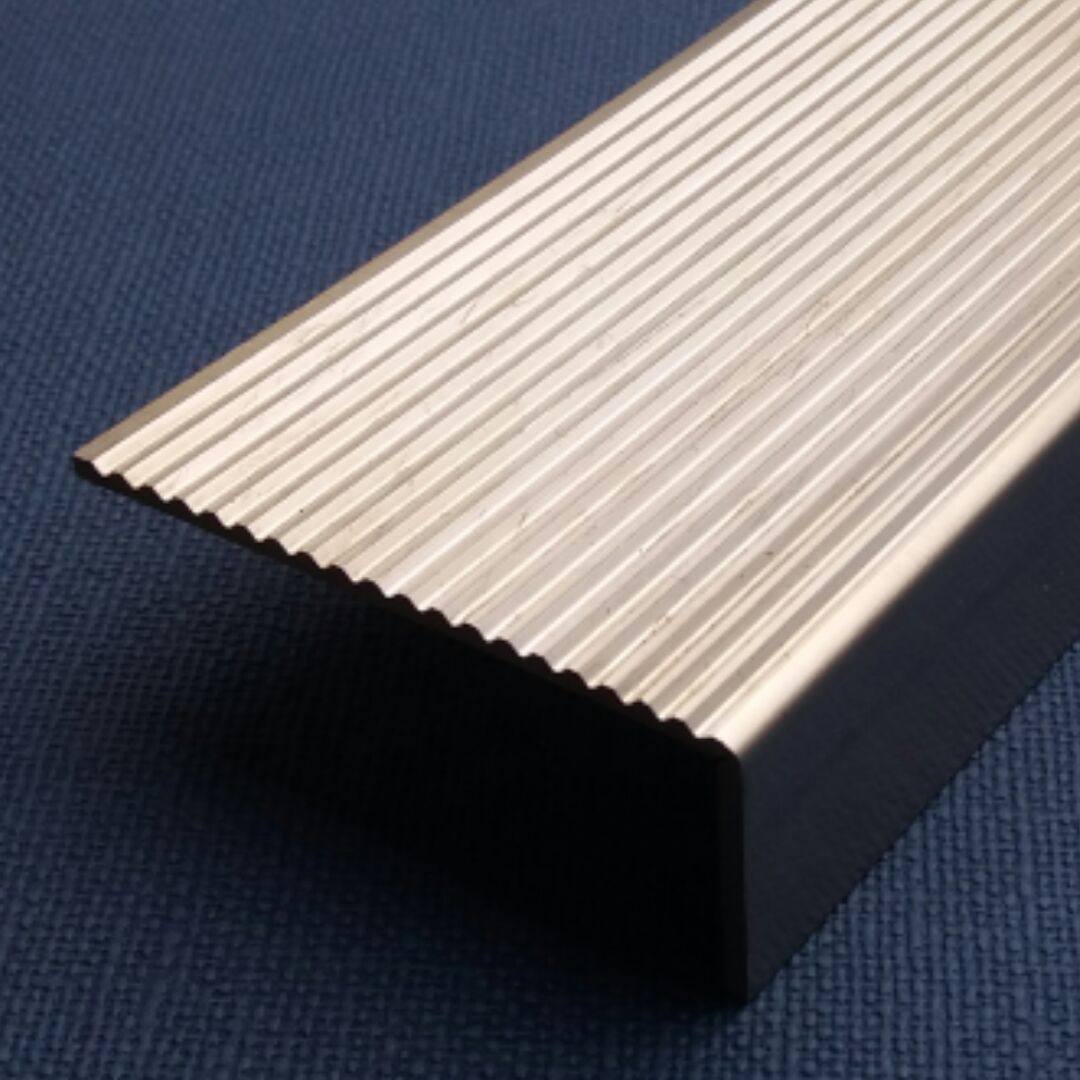 铝合金防滑条30*20小巧型