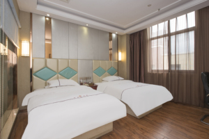 御品大酒店(信丰汽车总站店)商务双床房