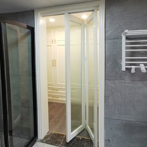 吊轨门卫生间简约