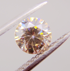 人造钛酸锶 火彩极强宝石  圆形刻面 钻石车工 宝石玉石学习标本