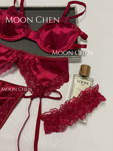 Moon Chen 【纵享丝滑】红色丝滑缎面蕾丝性感法式甜美超重工内衣
