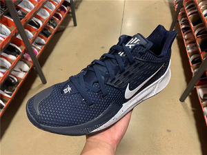 瑶瑶美代 nike kyrie low 2 欧文低帮2代篮球鞋 红色白蓝 cn9827