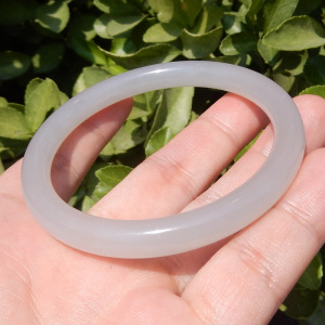 方言和田玉手镯特惠520元精品青海白玉山料烟青色60mm圆条手环h