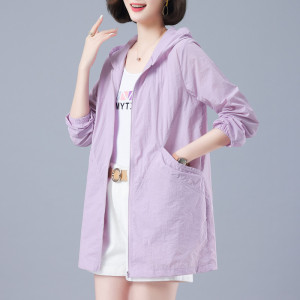 时尚轻薄双层防晒衣女中长款40岁50中年妈妈连帽外穿防晒服胖mm夏