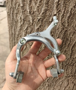 台湾产日本自行车配件 前刹 钳刹 c刹车器 刹车皮 铝合金前刹夹器