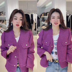 王颖精品服饰店抖音同款秋冬新款小香风短款开衫紫色圆领外套女n