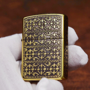 00tb163157534淘宝zippo打火机正版 克罗心波纹边侧边浮雕十字限量