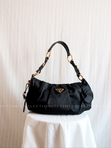 「已*售」日本中古 prada普拉达 经典黑色尼龙饺子包腋下包