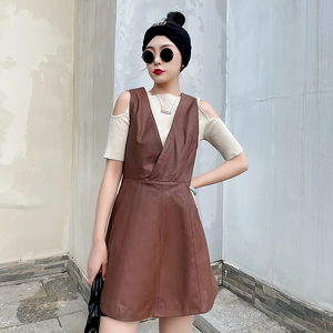 休闲百搭v领连衣裙女 真皮气质减龄背带裙通勤洋气绵羊皮背心裙冬