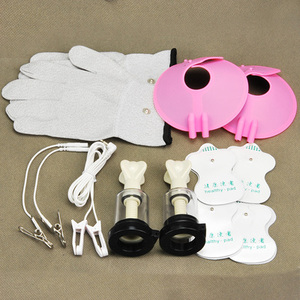 成人情趣用品sm电击高潮按摩自慰器乳夹阴夹吸乳阴器胸贴片性玩具