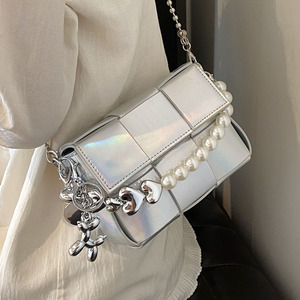 高级质感银色小包包女2024新款夏季时尚单肩斜挎包链条手提小方包