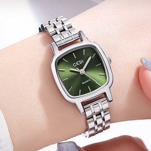 歌迪方形手表女款轻奢小众新款小巧精致女士钢带手表气质高级感
