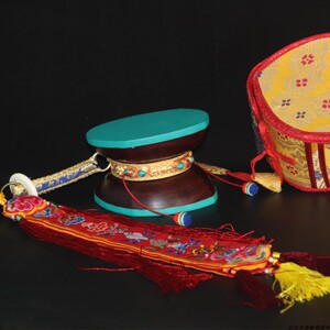 小沙尼佛具淘宝藏传用品藏族热巴鼓门巴那额鼓舞蹈表演道具手鼓实木