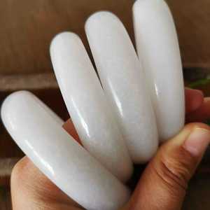 内蒙古佘太玉冰白小女生手镯网红款