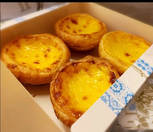 上海特色美食莉莲蛋挞甜品虎皮卷蛋糕芝士流心葡式蛋挞西式甜点