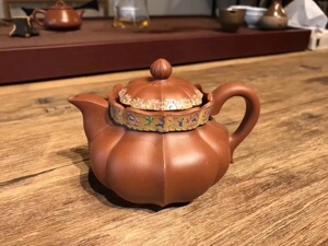 清趣斋 僧帽 徐英紫砂壶纯手工 原创重器珐琅彩工艺装饰350cc朱砂