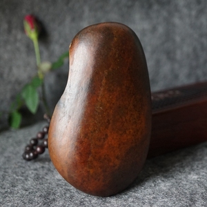 诚意和田玉新疆和田玉天然黄沁皮红沁黑皮白玉籽料沁糖色五色原石