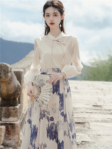 2023新中式女装两件套裙装复古国风盘扣清冷感马面裙女套装现代