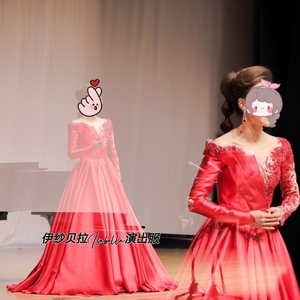 演出服女长裙独唱