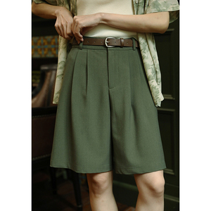 绿色西装五分裤女夏季薄款中裤女2024年新款阔腿垂感高腰休闲短裤